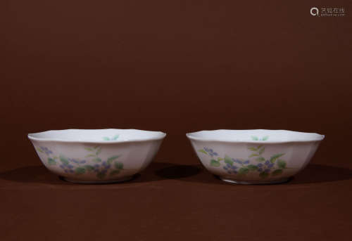 香兰社花卉纹碗两件