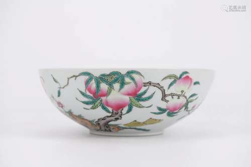 Famille Rose Peaches Bowl