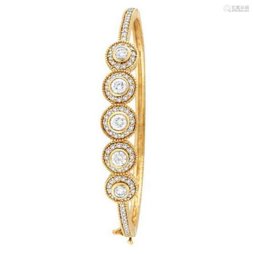 Vintage Style Style Diamond Bangle Bracelet 18K Yellow