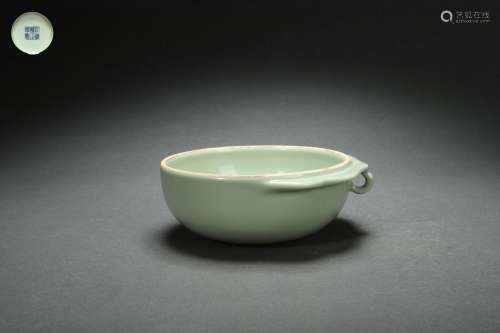 Yellowish Pea Green Glaze Washer, Yongzheng Reign Period, Qi...