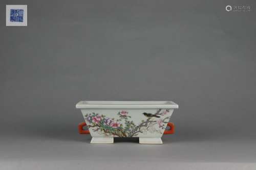 Famille Rose Flowerpot with Flower and Bird Patterns, Qianlo...