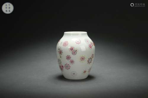 Famille-rose Jar with Small Floral Patterns Design, Yongzhen...