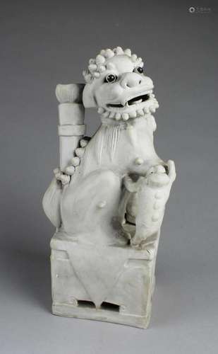 Chinese Porcelain Mythical Beast Statue