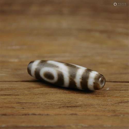 Tibet two-eye dzi-bead