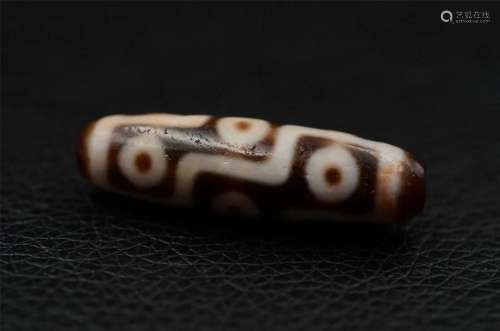 Tibetan 9-eye dzi bead
