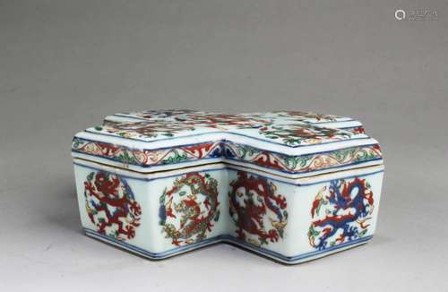 Chinese Porcelain 'X-shaped' Porcelain Box