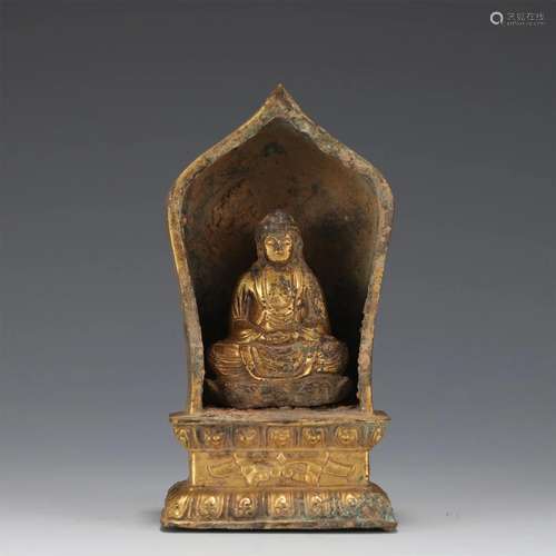 A CHINESE GILT BRONZE FIGURE OF BUDDHA STATUE