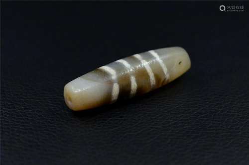 Tibetan antique striped dzi bead