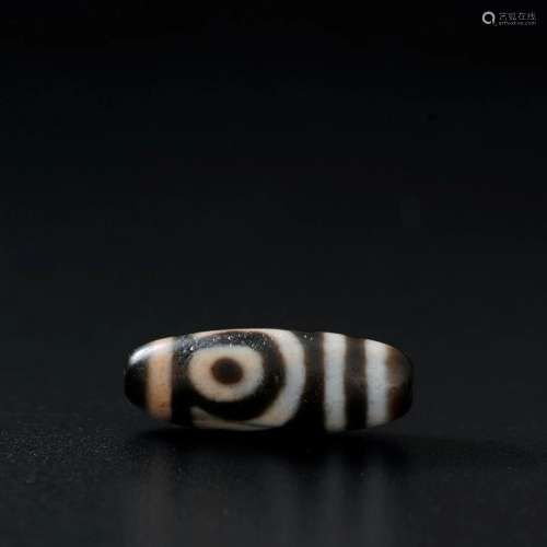 Tibet two-eye dzi-beads
