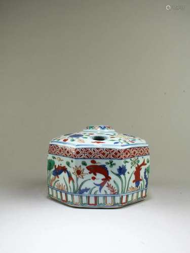 Chinese Wucai Porcelain Ornament