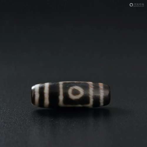 Tibet two-eye dzi-beads