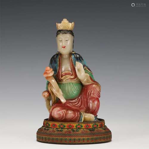 A CHINESE FIGURE OF BUDDHA STATUE