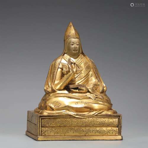 A CHINESE GILT BRONZE FIGURE OF BUDDHA STATUE