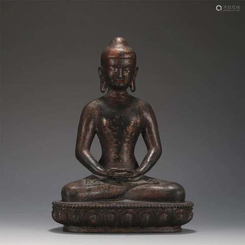 A CHINESE BRONZE FIGURE OF BUDDHA STATUE