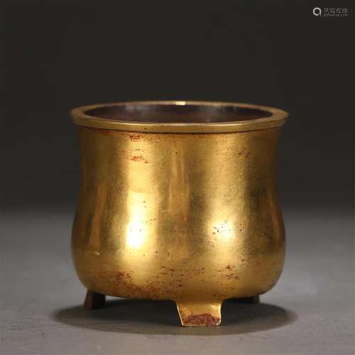 A CHINESE BRONZE CUP