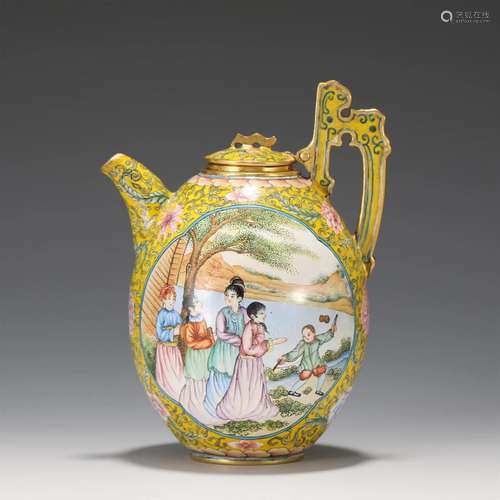 A CHINESE GILT BRONZE PAINTED ENAMEL TEAPOT