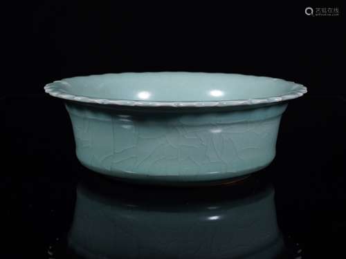 Longquan Ware Basin