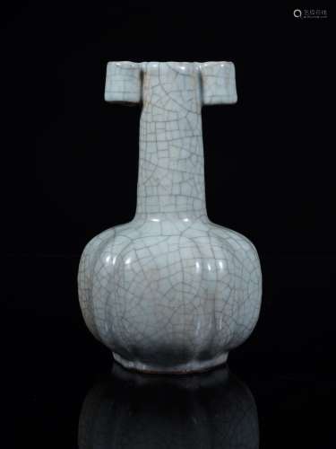 Guan Ware Arrow Vase