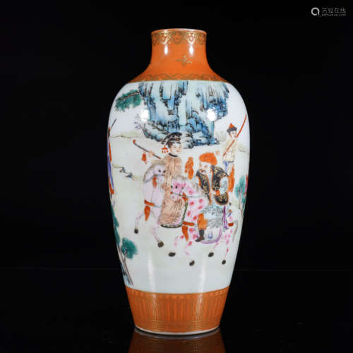 Qianlong Famille Rose Gilt Figure Jar