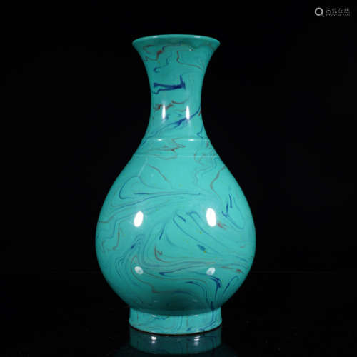 Qianlong Turquoise Glazed Pear Vase