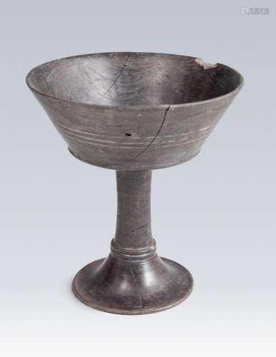 Etruscan cup of the fourth century BC. Black bucchero potter...