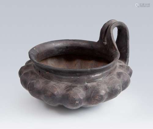 Etruscan Enocoe, 6th century BC. Black buccaneer pottery. Me...