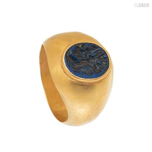 Ring. Rome, 2nd-3rd century AD. In gold and hard stone. Meas...