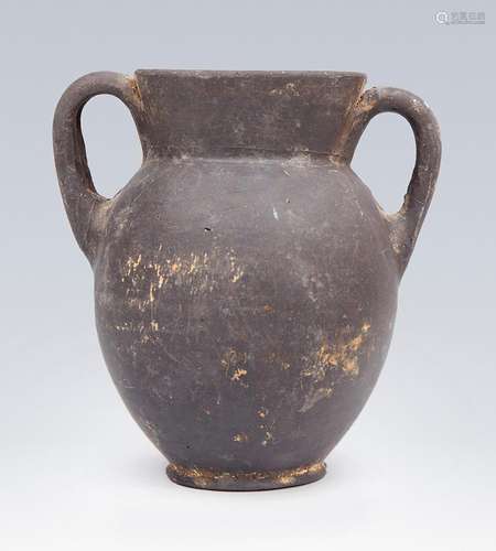 Etruscan jug of the IV-III centuries BC. Black buccaneer pot...