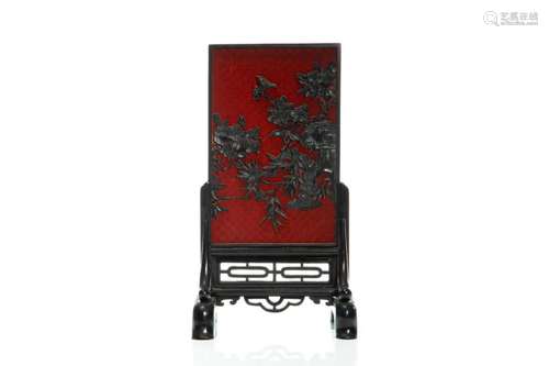 CHINESE TWO-TONED LACQUER TABLE SCREEN