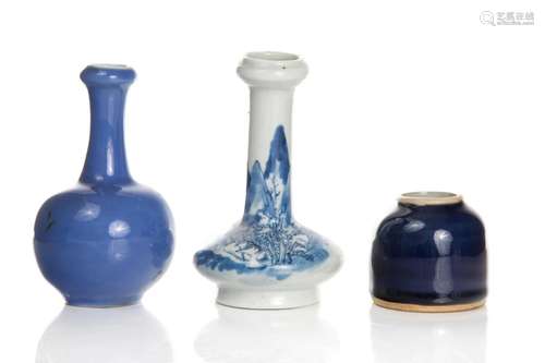 THREE CHINESE BLUE GLAZED PORCELAIN VESSELS