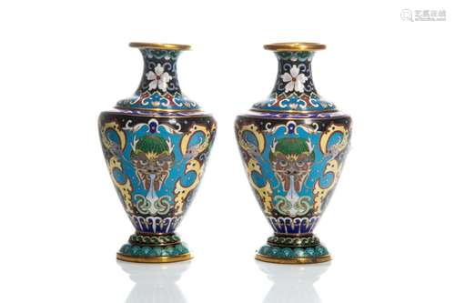 PAIR OF CHINESE CLOISONNE VASE WITH DRAGON FACES