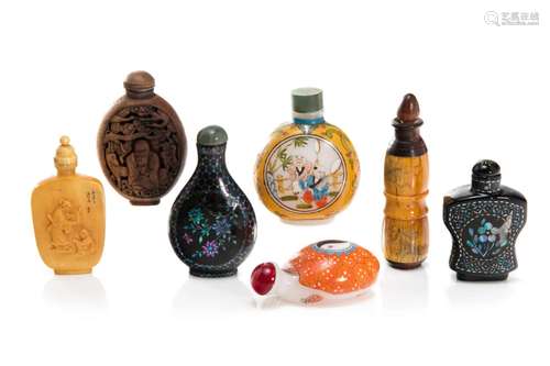 SEVEN ASSORTED CHINESE SNUFF BOTTLES