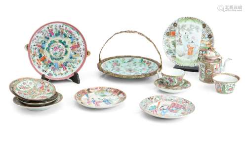 A COLLECTION OF 19TH CENTURY CANTONESE FAMILLE ROSE PORCELAI...