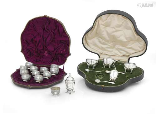 A CASED SET OF TWELVE VICTORIAN TOT CUPS