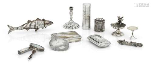 A COLLECTION OF OBJECTS OF VERTU