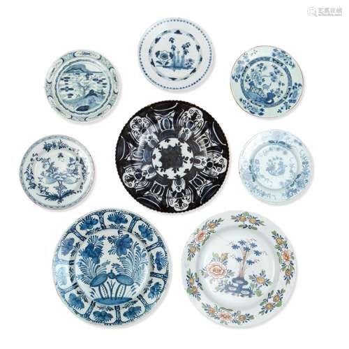 A DUTCH DELFT BLUE AND WHITE DISH