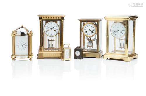 AN EARLY 20TH CENTURY FRENCH BRASS FOUR-GLASS CLOCK