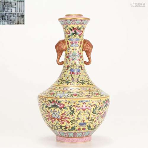 A Chinese Famille Rose Floral Scrolls Vase Qing Dyn.