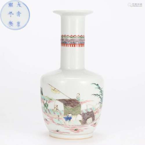 A Chinese Famille Verte Mallet Vase Qing Dyn.