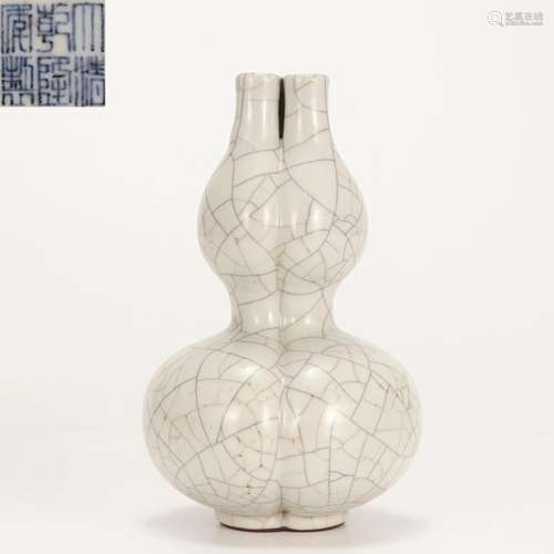 A Chinese Ge-ware Double Gourds Vase Qing Dyn.