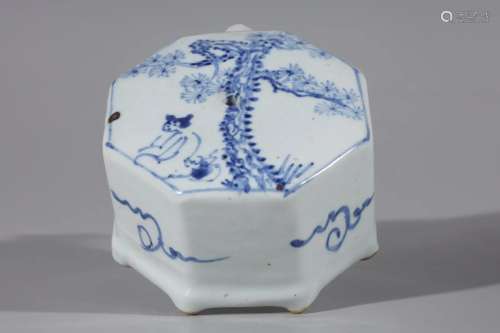 Large Korean Blue and White Porcelain Water Dropper