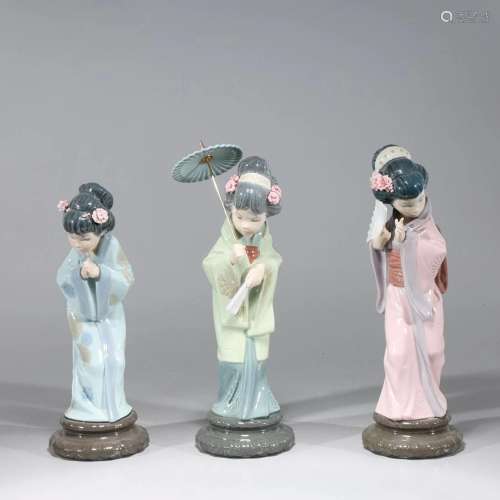 Group of Three Lladro Porcelain Figures