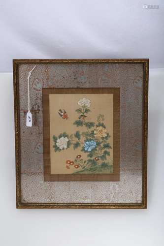 A CHINESE INK AND COLOR ON SILK HANGING FRAMED PAINTING