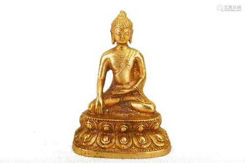 A GILT BRONZE BUDDHA STATUE. J077.