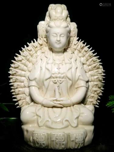 A BLANC DE CHINE FIGURE OF GUANYIN DESIGNED WITH