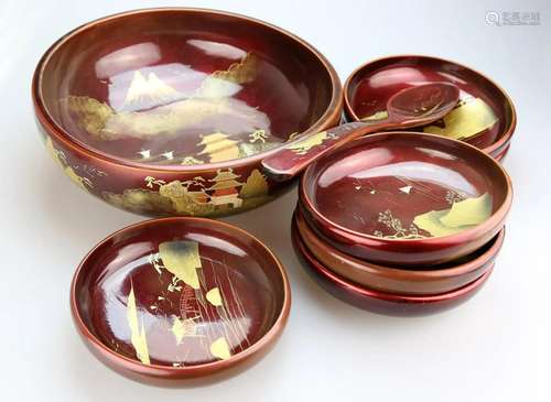 JAPANESE RED LACQUERWARE SET, EIGHT PIECES.