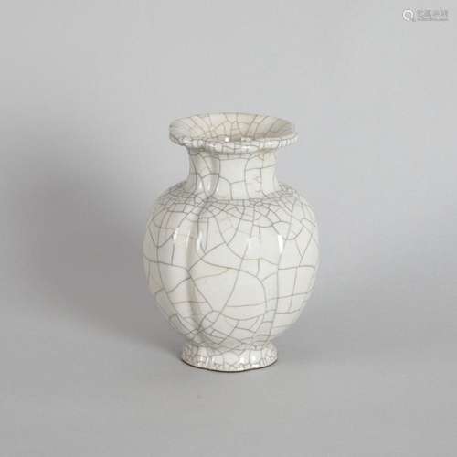 A Chinese Crackle-glazed Lobed Vase