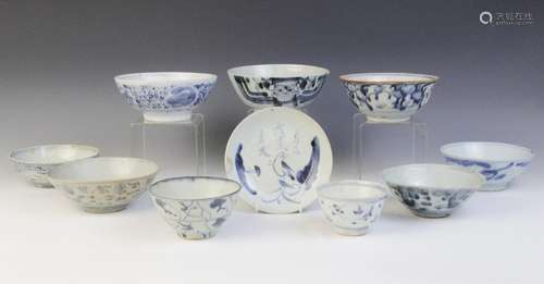 A collection of Chinese porcelain blue and white shipwreck c...