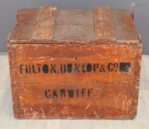 Vintage wooden drinks crate for Fulton Dunlop and Co, Cardif...