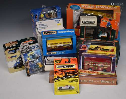 Seventeen Corgi, Lledo, Matchbox and similar diecast model v...